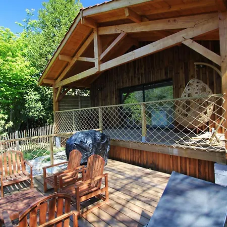Apartment Wooden With Garden *